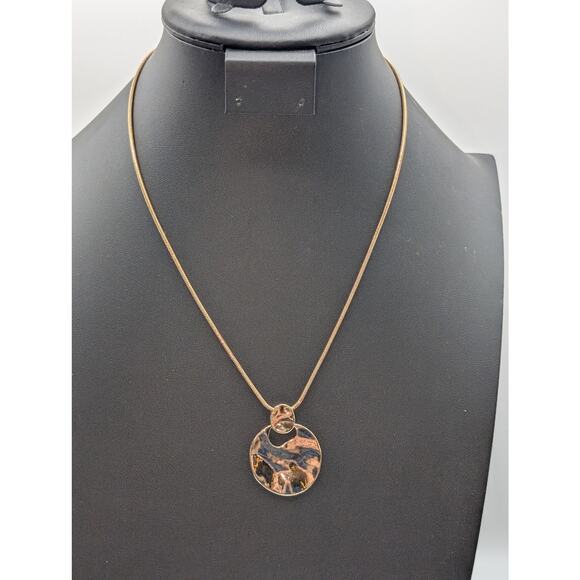 Dana Buchman Gold Tone Hammered Doorknocker Pendant 16"-19" Necklace - Picture 7 of 7